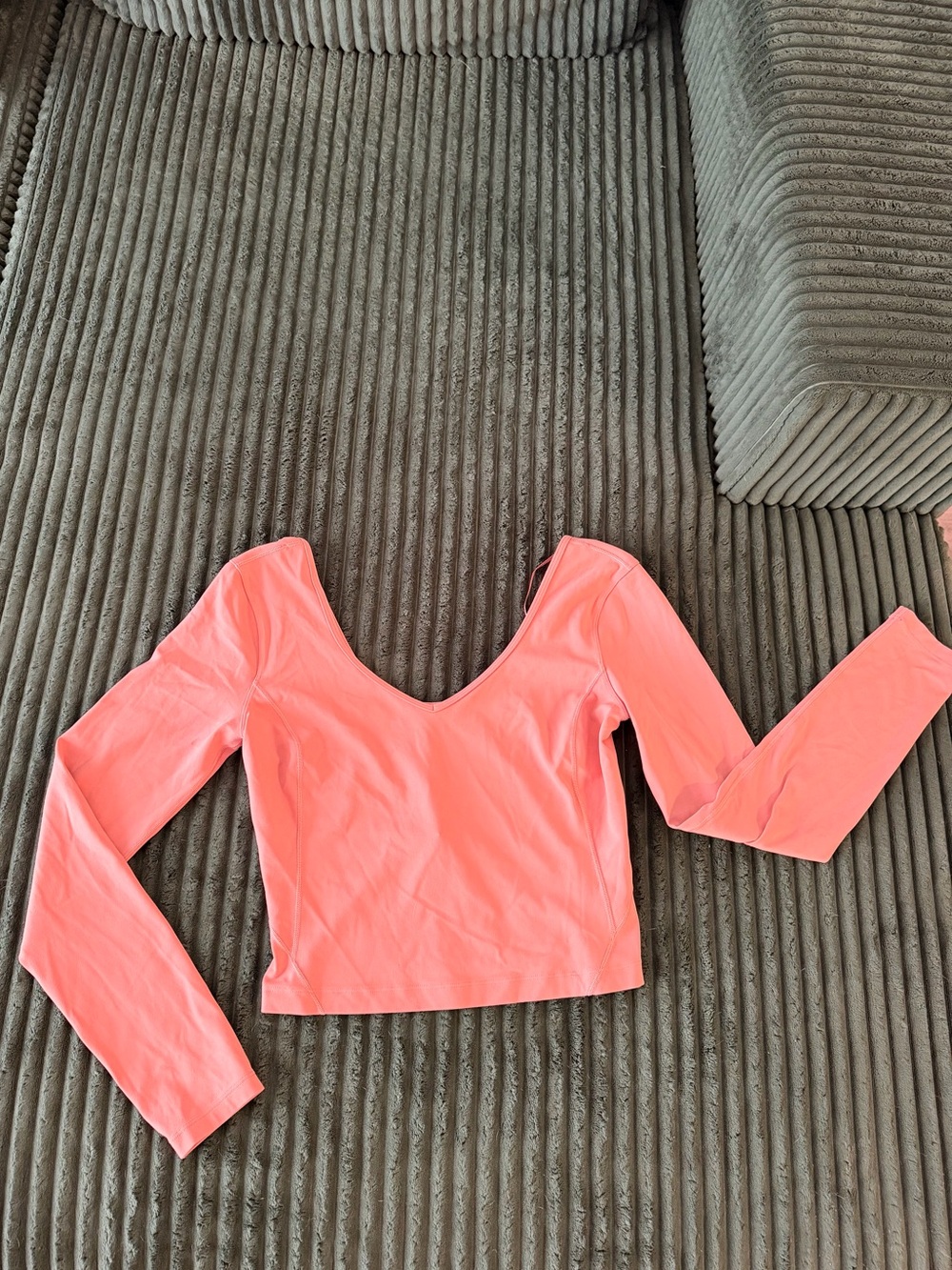 Lululemon Women’s Long-Sleeve Scoop Neck Crop Top - Coral Pink size 6